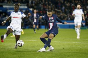 Lens vs PSG (02:45 – 02/01) | Xem lại trận đấu