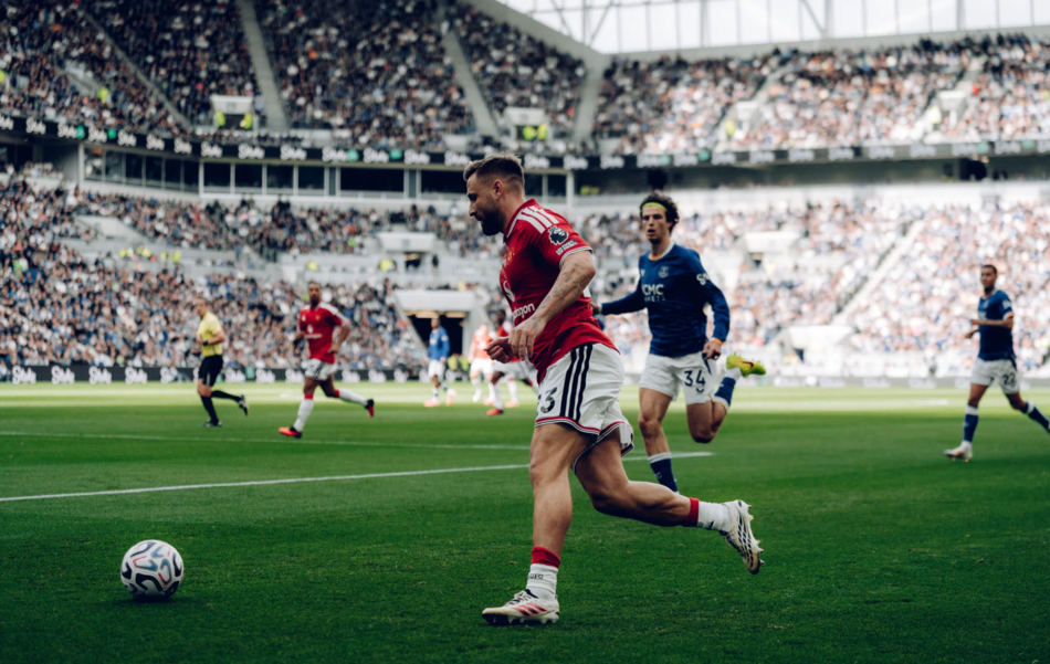 Everton vs Manchester United (20:00 – 06/09)