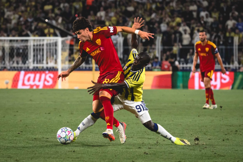 Fenerbahce vs AS Roma (23:45 – 10/09)
